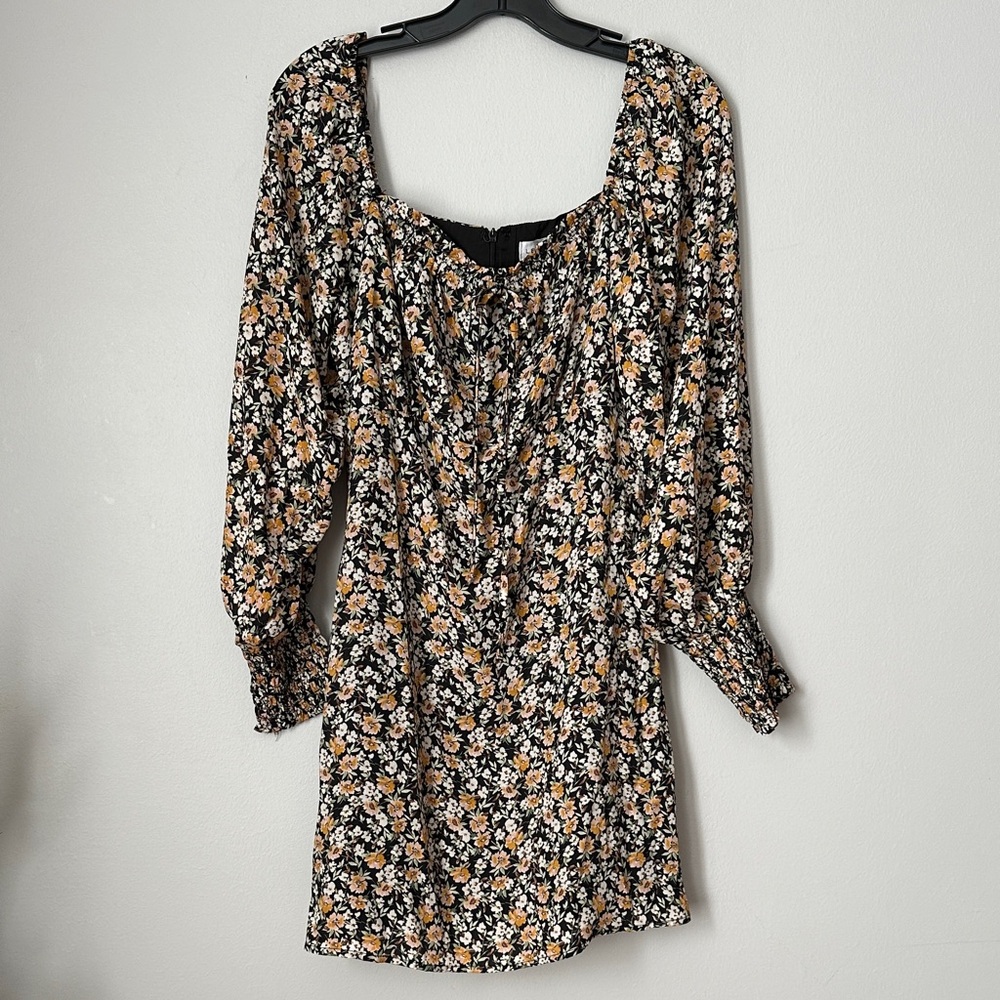 Floral Long Sleeve Dress size L NWT